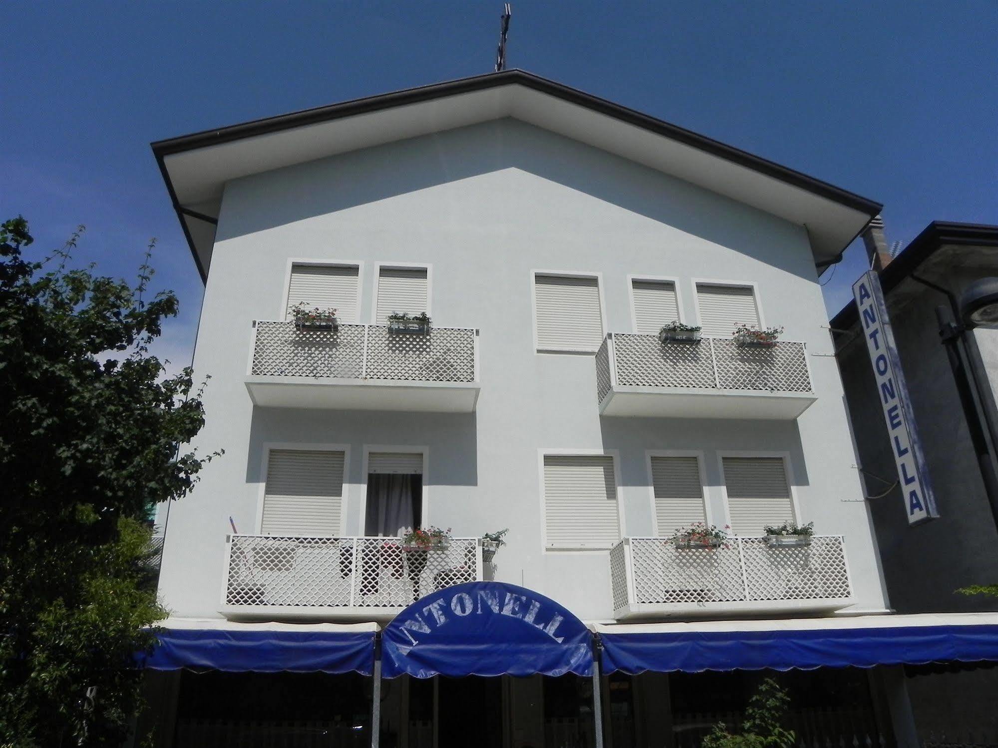Hotel Antonella Caorle Zewnętrze zdjęcie